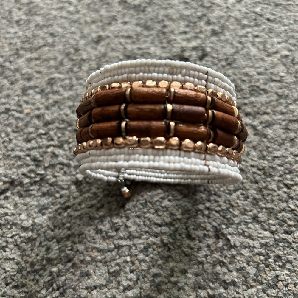 NWOT Wood bead Boho wrap bracelet - Picture 5 of 6